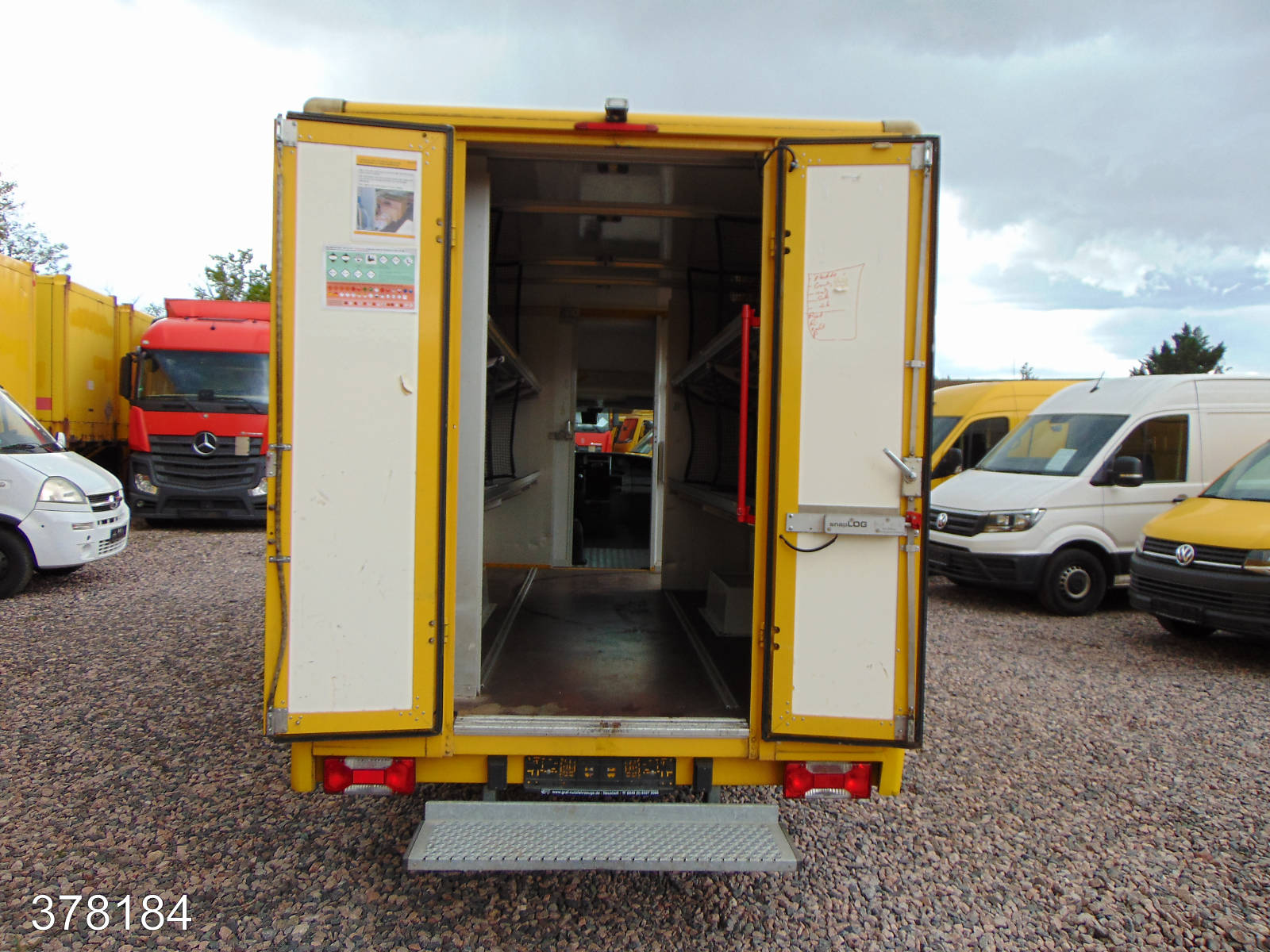Iveco Daily 35 S 11 A / P Maxi Postkoffer Regalsystem, Interne Nummer: 378184 Bild Nr. 9
