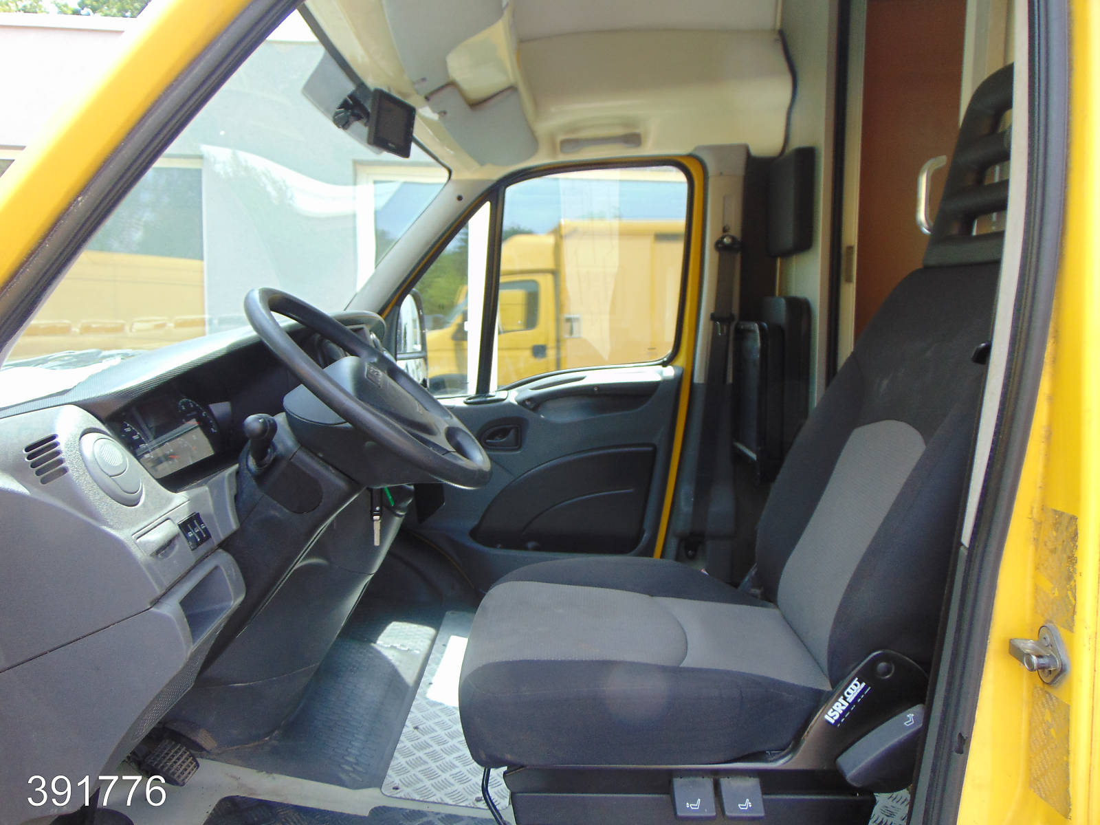 Iveco Daily 35 S 11 A / P Maxi Postkoffer Regalsystem, Interne Nummer: 391776 Bild Nr. 3