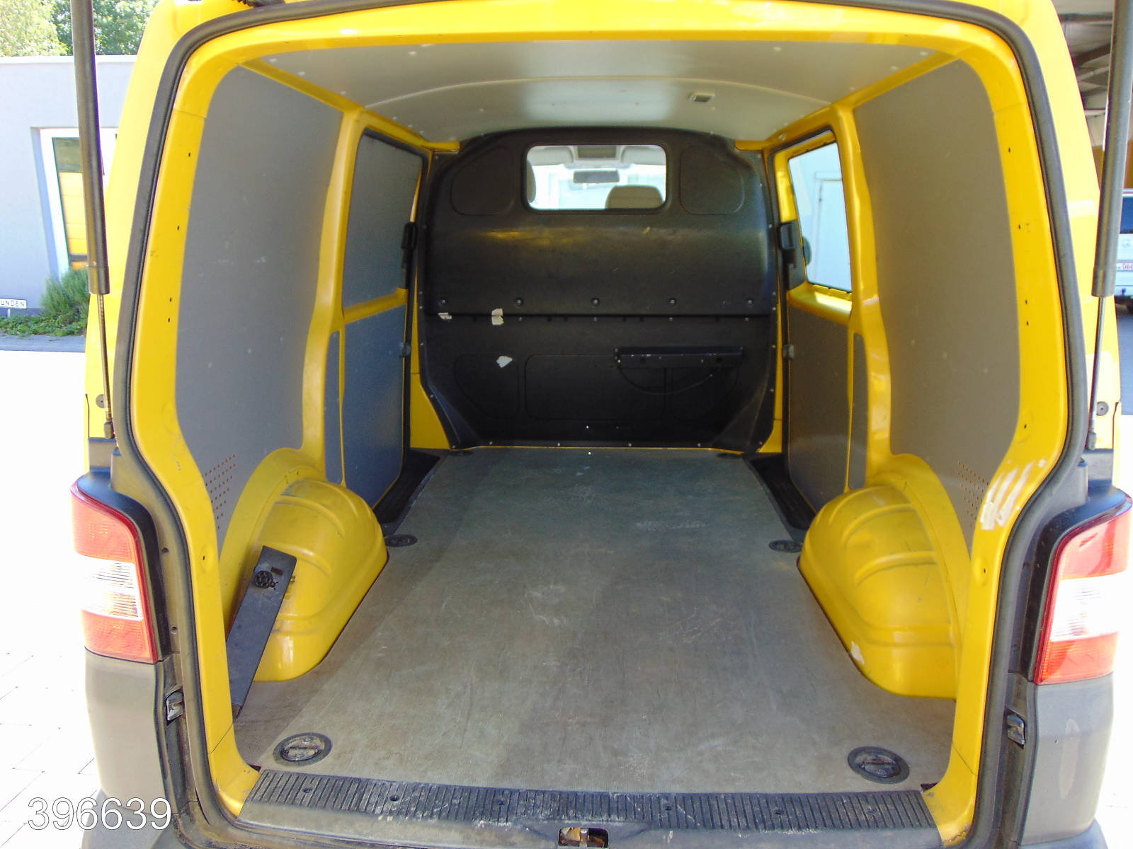 VW T5 Transporter 2.0 TDI 2x Schiebetür-3 Sitzer, Interne Nummer: 396639 Bild Nr. 8